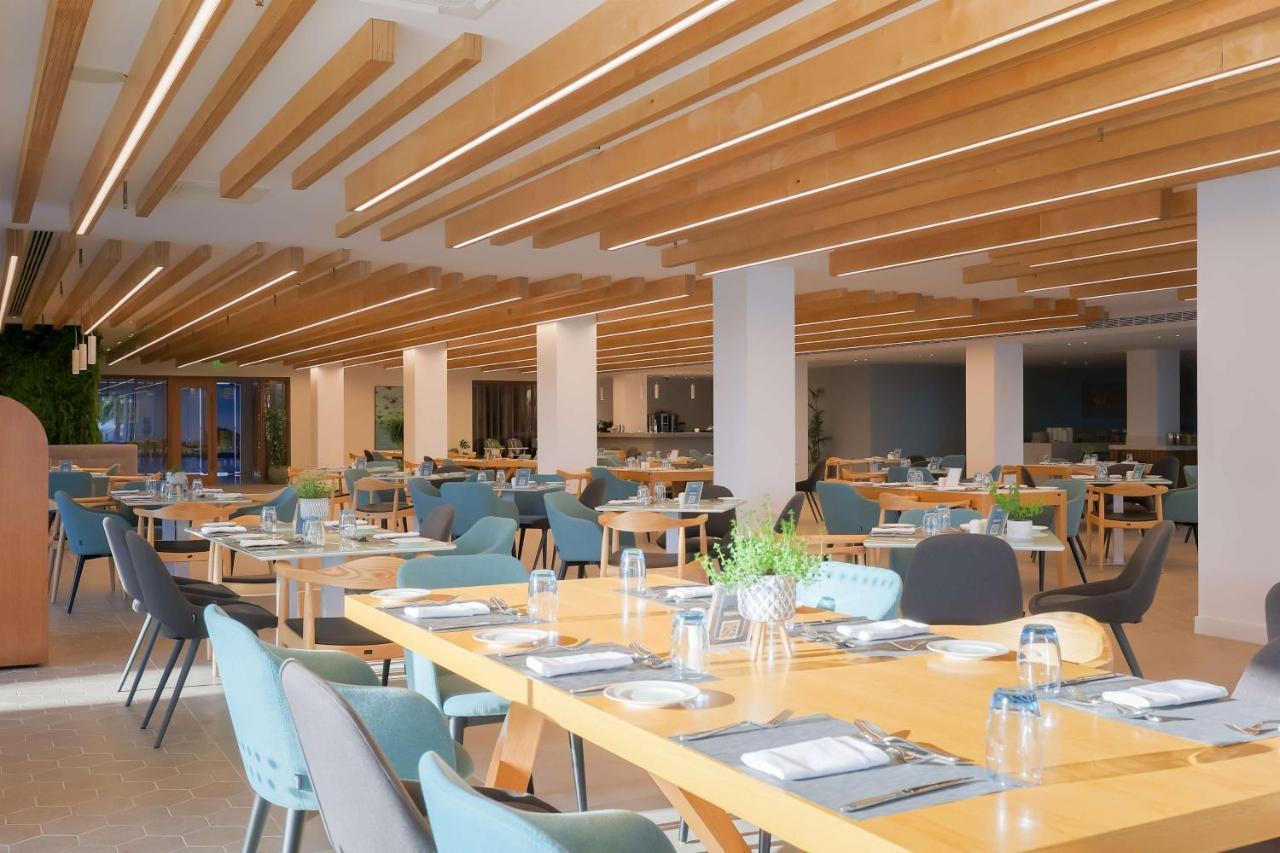 Radisson Beach Resort Larnaca Luaran gambar