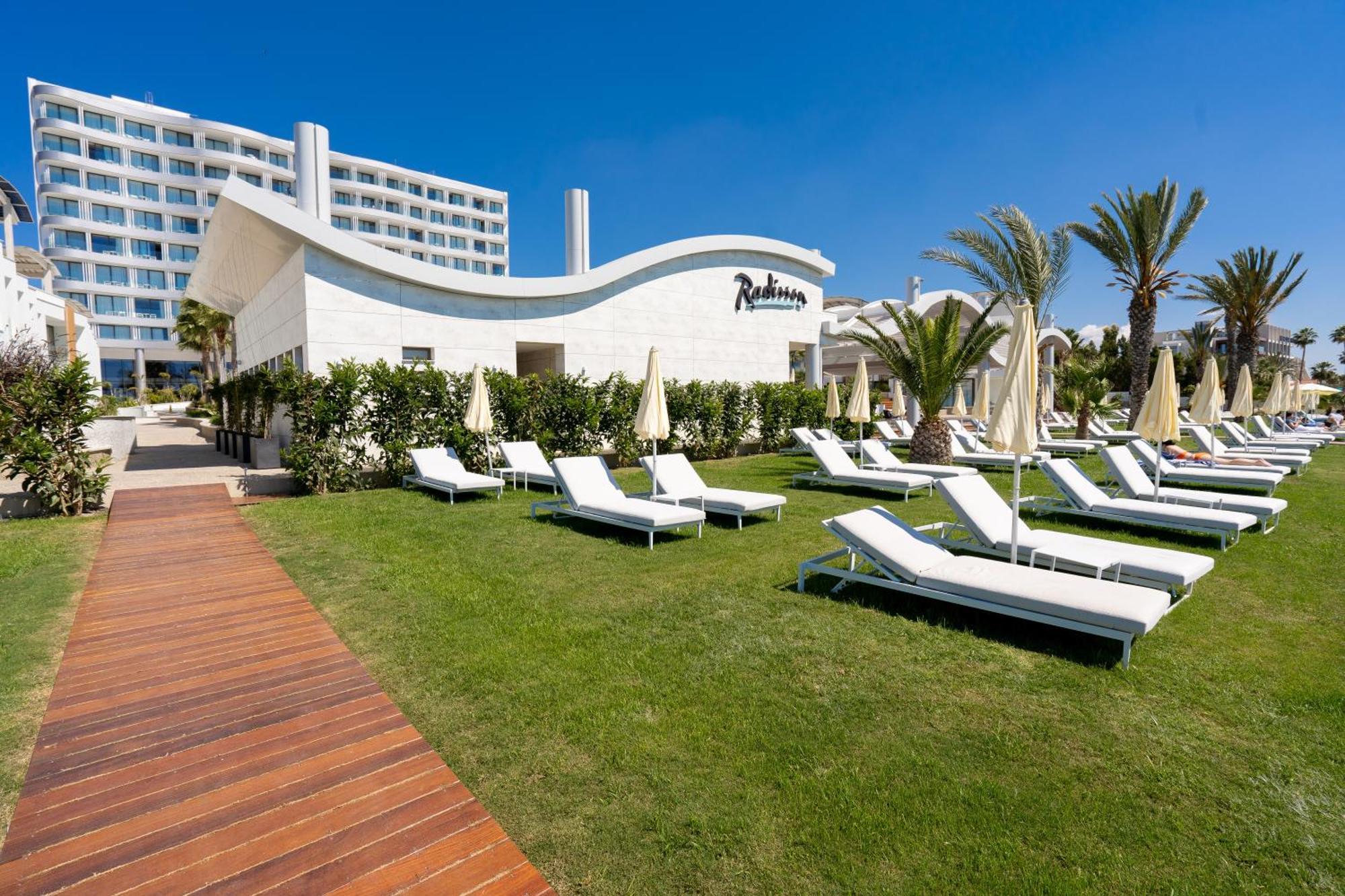 Radisson Beach Resort Larnaca Luaran gambar